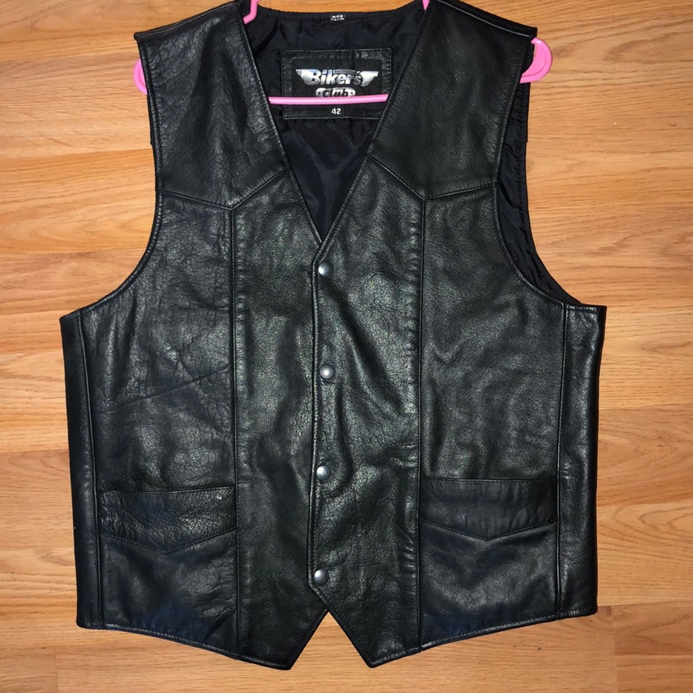 Men’s leather vest.